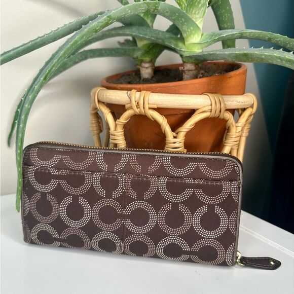 Coach Ashley Dotted OP Art Zip Around Wallet F48051 Brown Bronze Preppy NWT - Picture 2 of 12